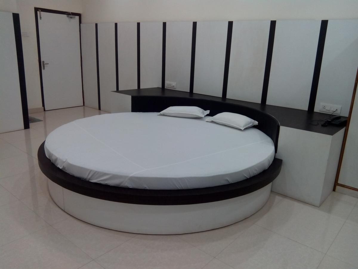 Hotel Bhammars Balangir Quarto foto