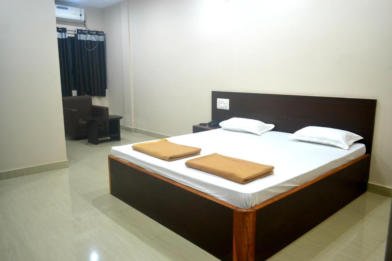 Hotel Bhammars Balangir Quarto foto