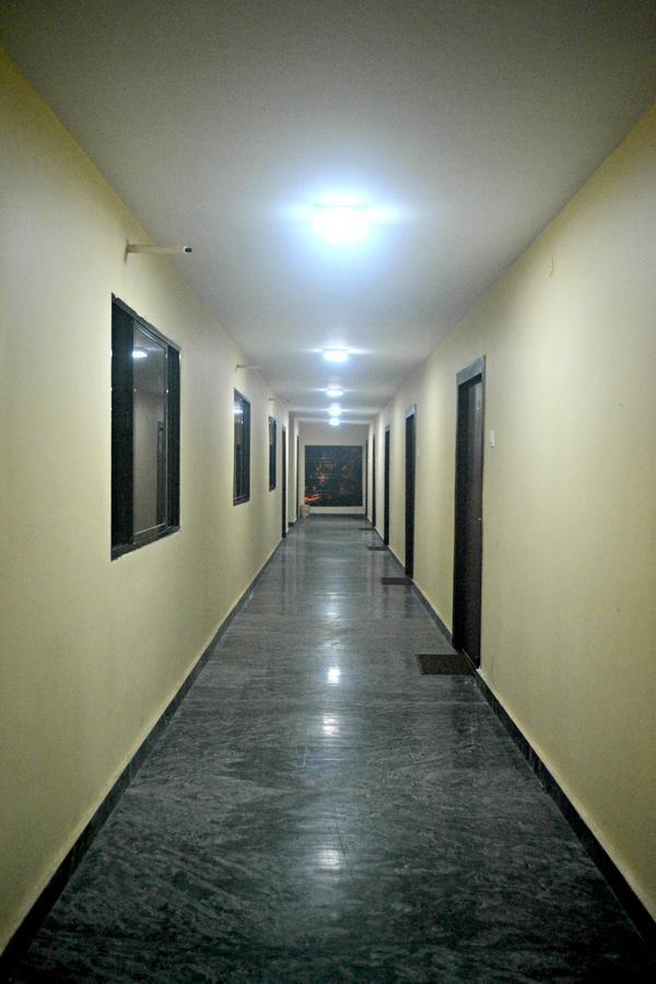 Hotel Bhammars Balangir Exterior foto